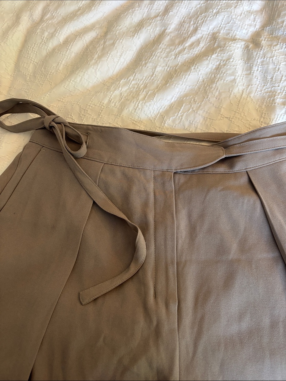 Babaton Cohen Wrap Pants Taupe Triacetate Wide Leg High Rise Mid  2000's Size 8 - Picture 10 of 14
